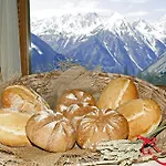 Отель Les Combes 3*