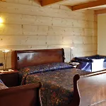 Les Combes La Salle