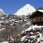 Les Combes 3* Ла-Саль