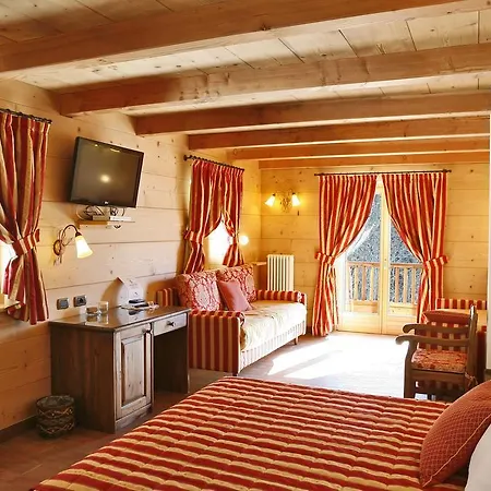 Les Combes 3* La Salle