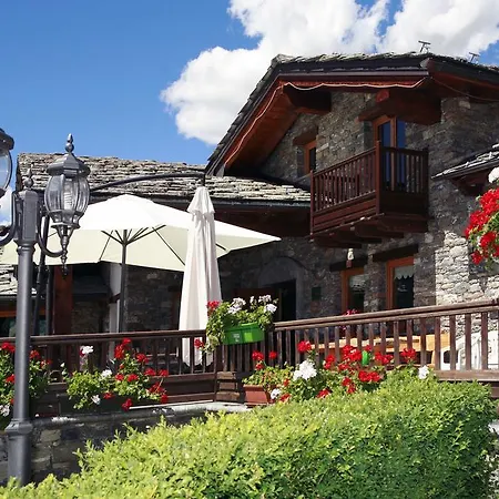 فندق Les Combes لا سالّي