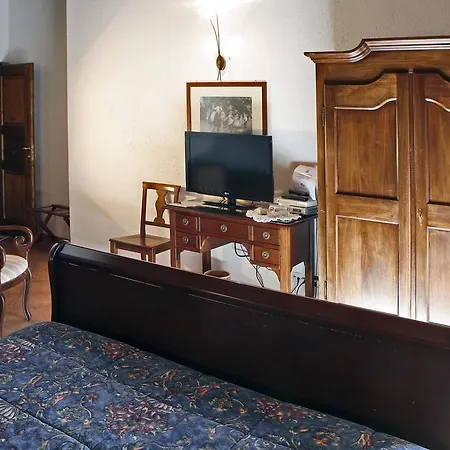 Hotel Les Combes La Salle