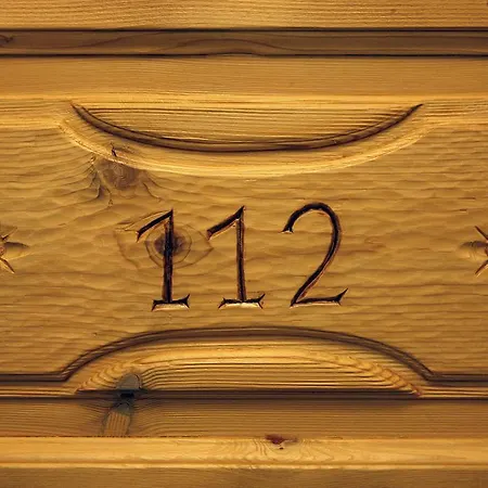 Hotel Les Combes La Salle