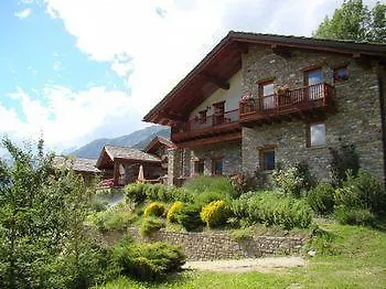 Отель Les Combes