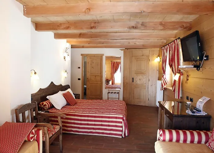 Les Combes Hotel 3*