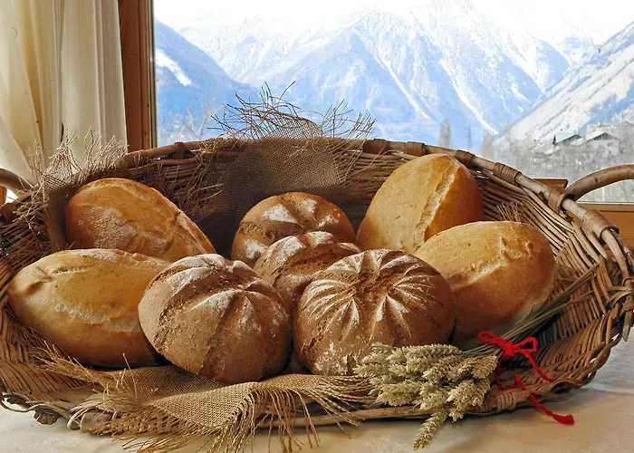 Les Combes Hotel La Salle